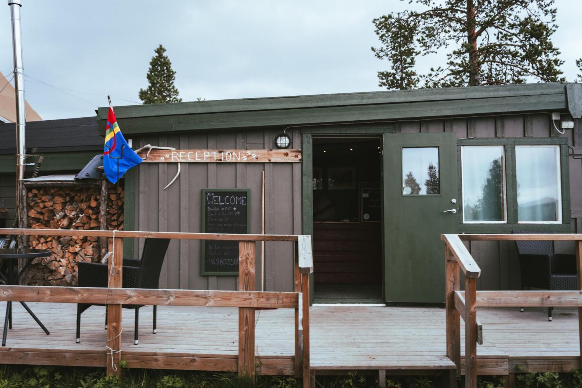 Reindeer Lodge Jukkasjärvi Dış mekan fotoğraf